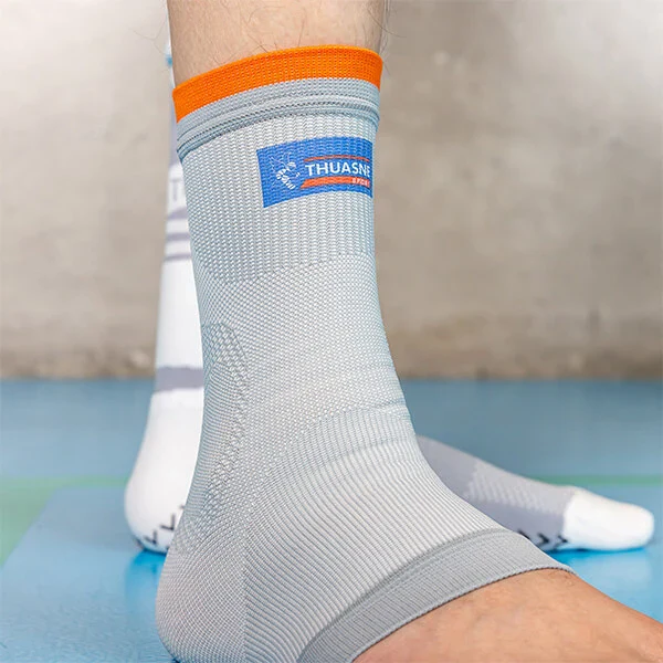 Chevillère de maintien Thuasne sport  – Entorse légère ou cheville instable – Maintien 1 - Image 4